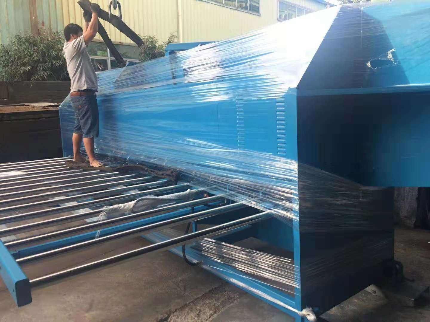 4米雙頭刨槽機發往廣州白云